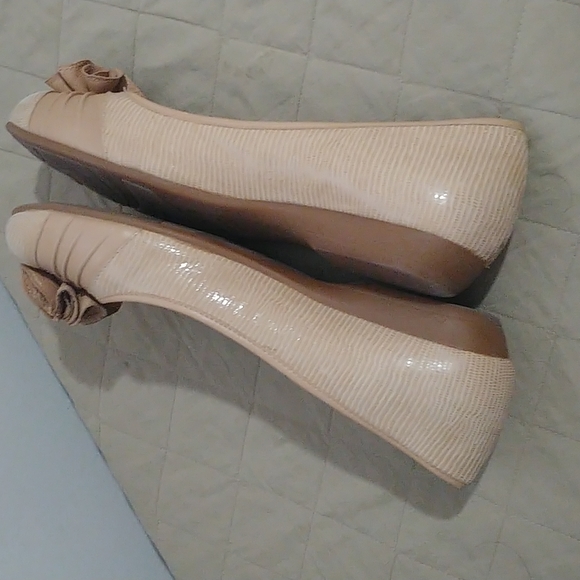 Nurture | Very Comfy flats - Picture 6 of 8